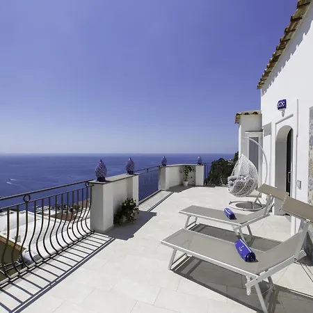 Villa In Positano With Sea-View Terrace *